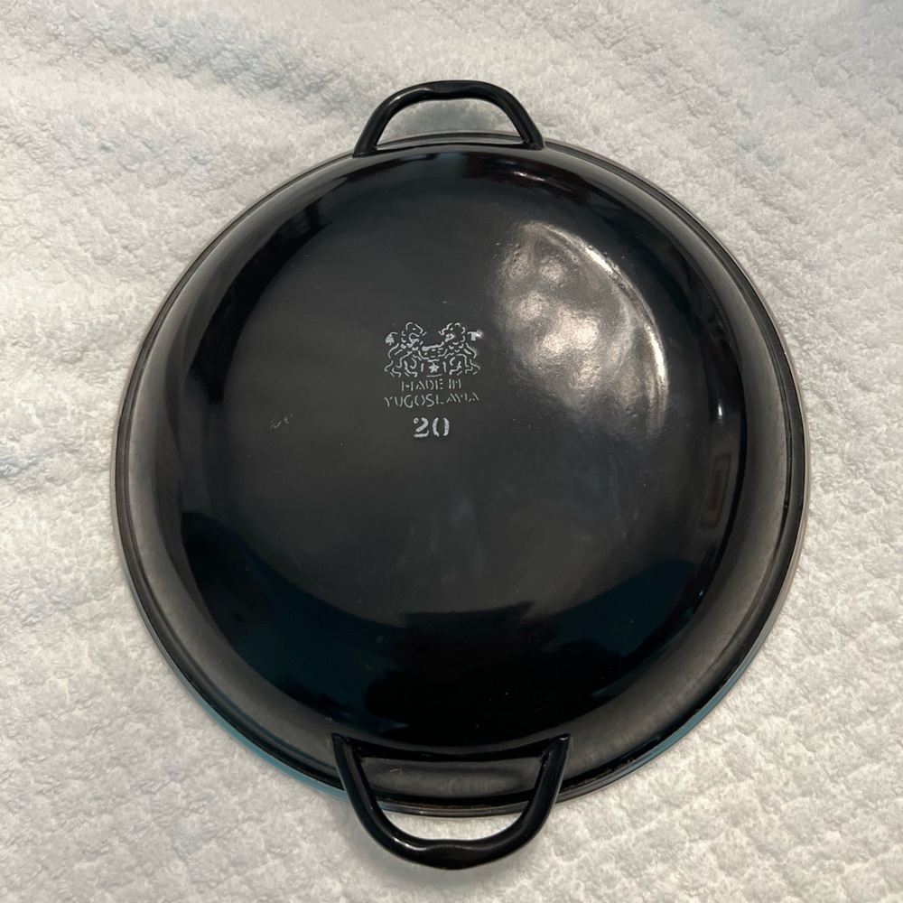 Vintage enamel over steel sauté pan made in Yugoslavia 8.5 inch, black- yellow